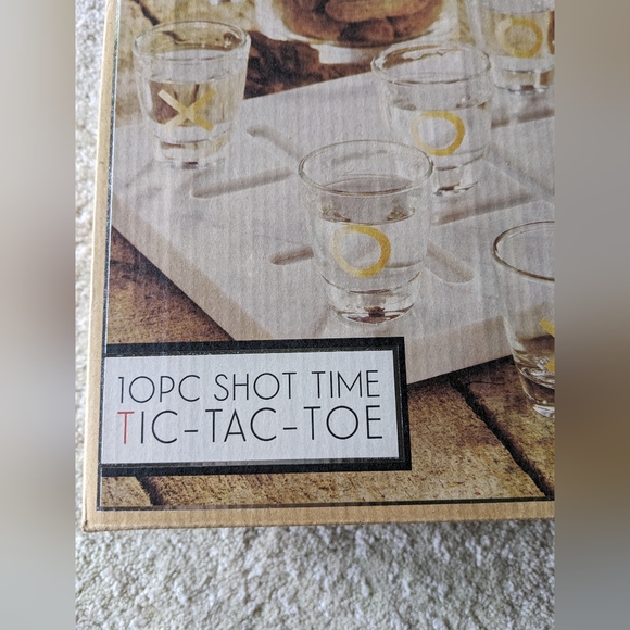 🆕 BRAND NEW in box Tic Tac Toe shot game NEVER BEEN USED - Picture 2 of 7